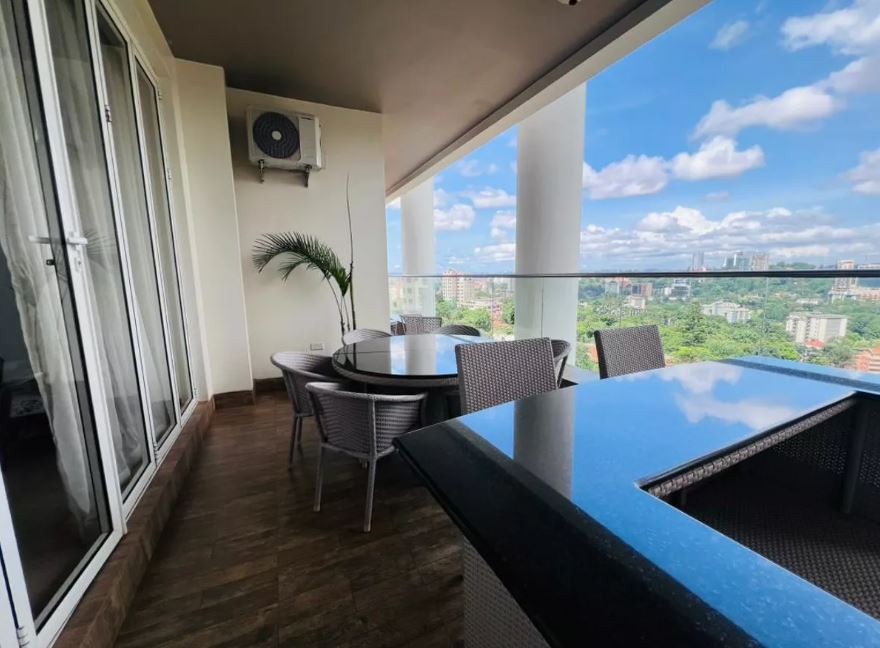 Prime Kololo Apartment for Rent | 3 Bedrooms, Balcony, Gym & Business Lounge 4