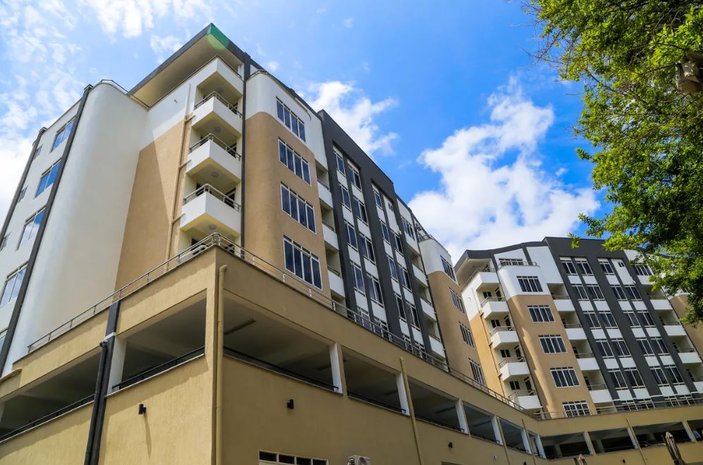 Luxury Furnished Apartments for Rent in Kololo Kampala – City Views & Pool 2