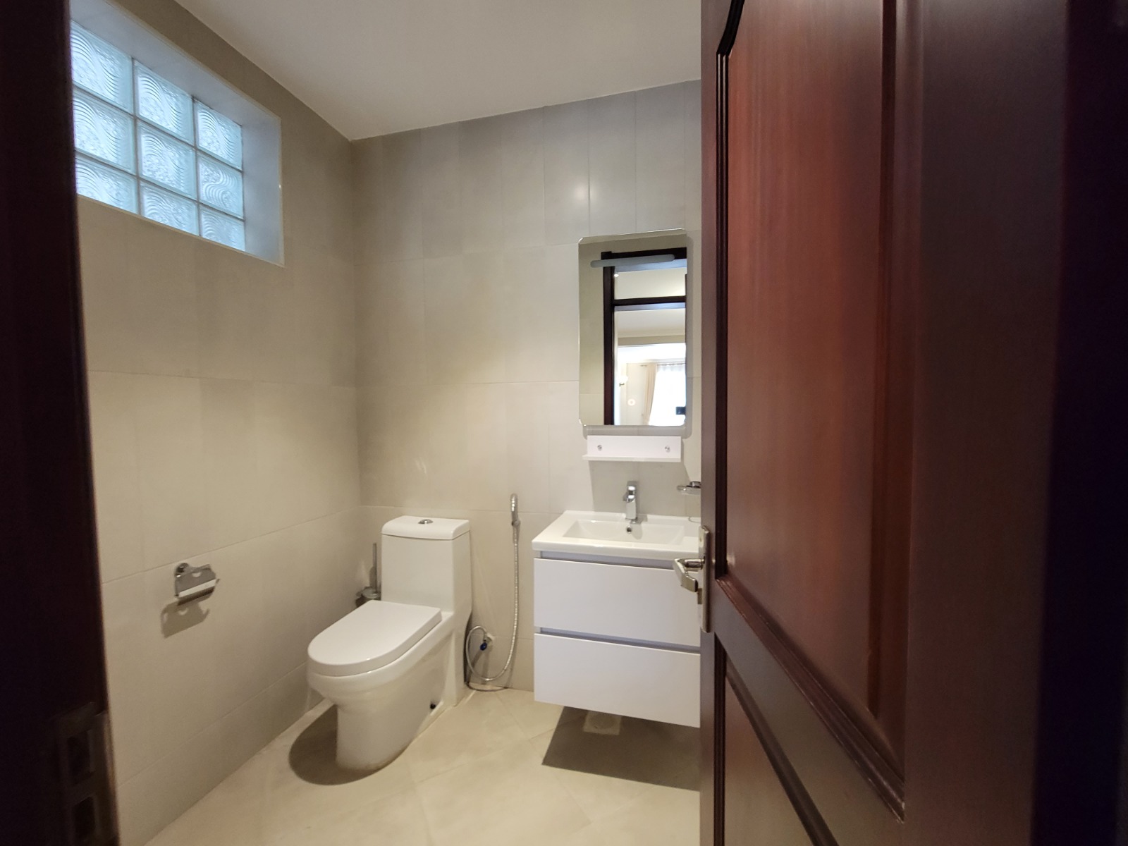 Fully Furnished 3-Bedroom Apartment for Rent in Kololo Kampala 5