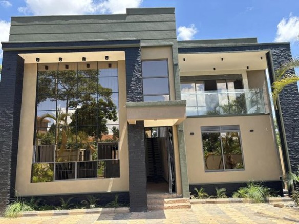 4-Bedroom House for Sale in Kyanja Kampala – Modern Home with Backup Power