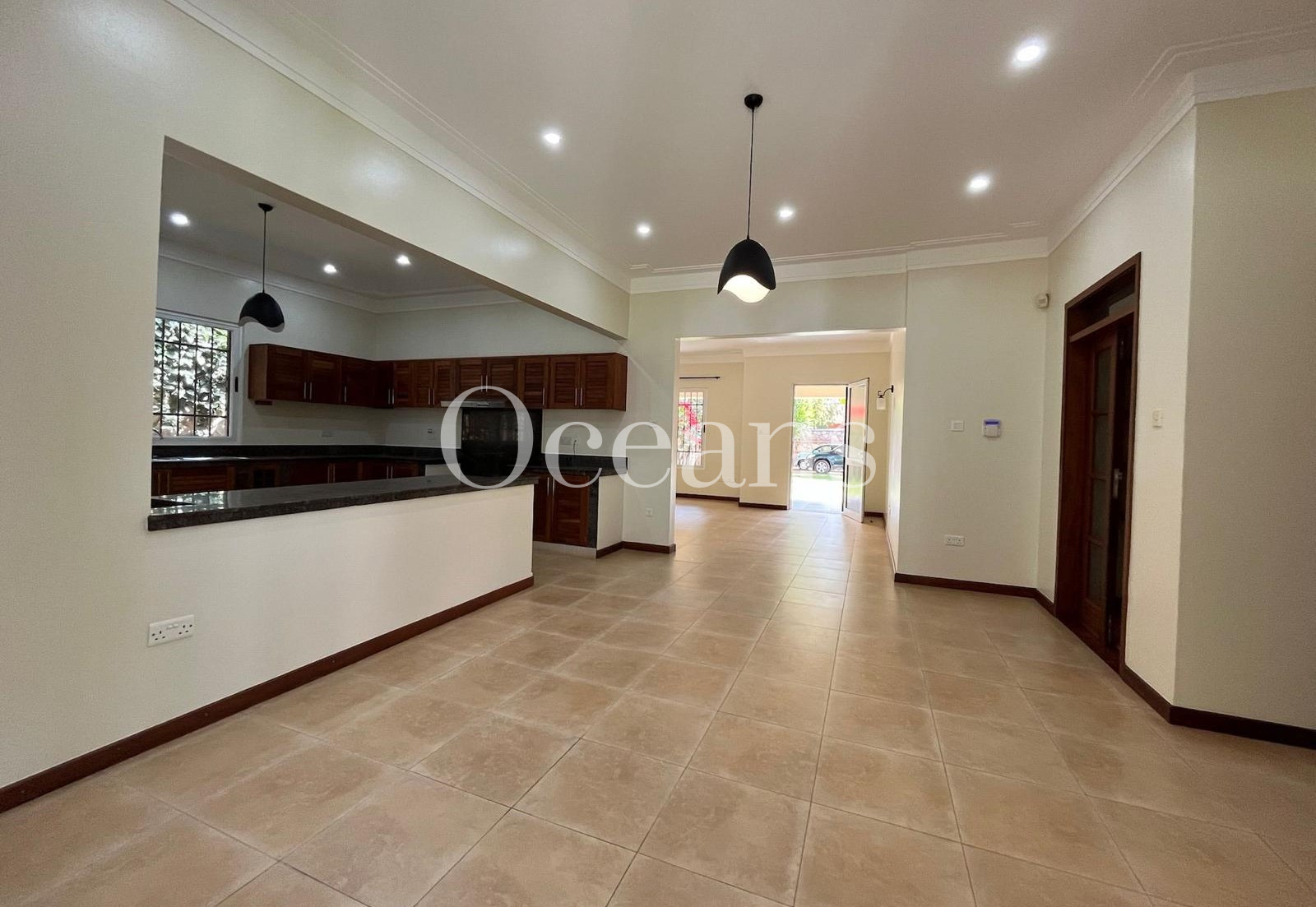 3-Bedroom House for Rent in Naguru Kampala – Garden, Garage & Backup Power 3