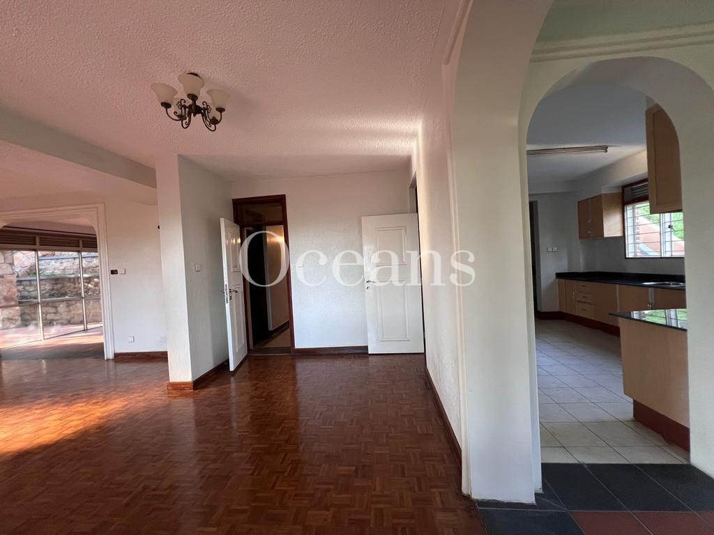 4-Bedroom Standalone House for Rent in Mbuya Kampala – Private Compound & Balcony 4