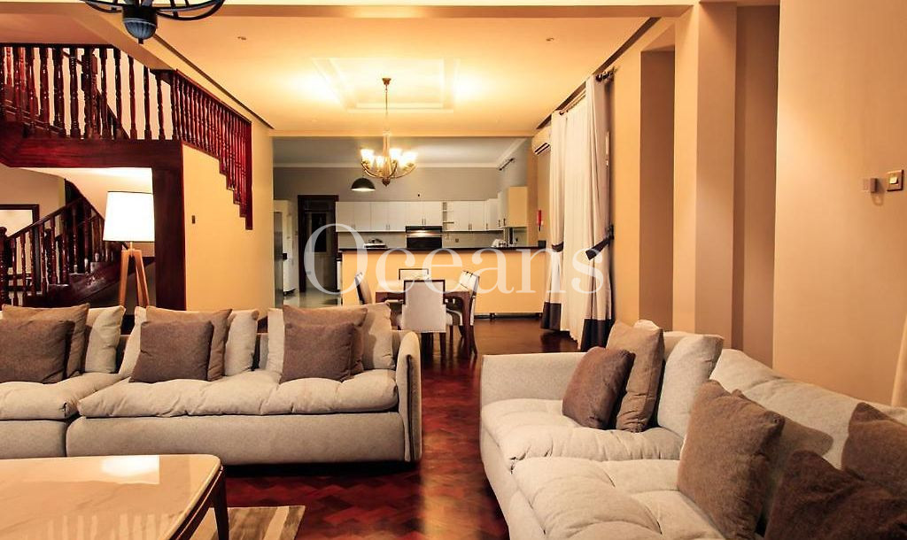Luxury 5-Bedroom Penthouse for Rent in Kololo Kampala – Pool, Views & Premium Living 3